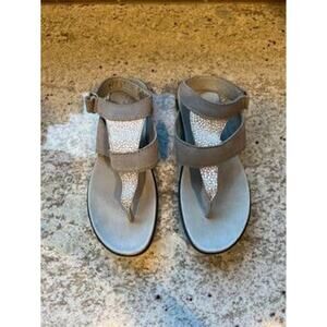 Sorel Sandals White Grey Pebble Thong Flip Flops Ankle Strap Women's Size 7 EUC